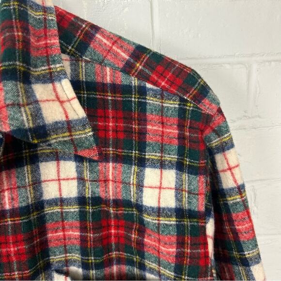 Vintage Men’s Pendleton Christmas Red Plaid Wool Button Down Flannel Shirt L - Picture 8 of 10